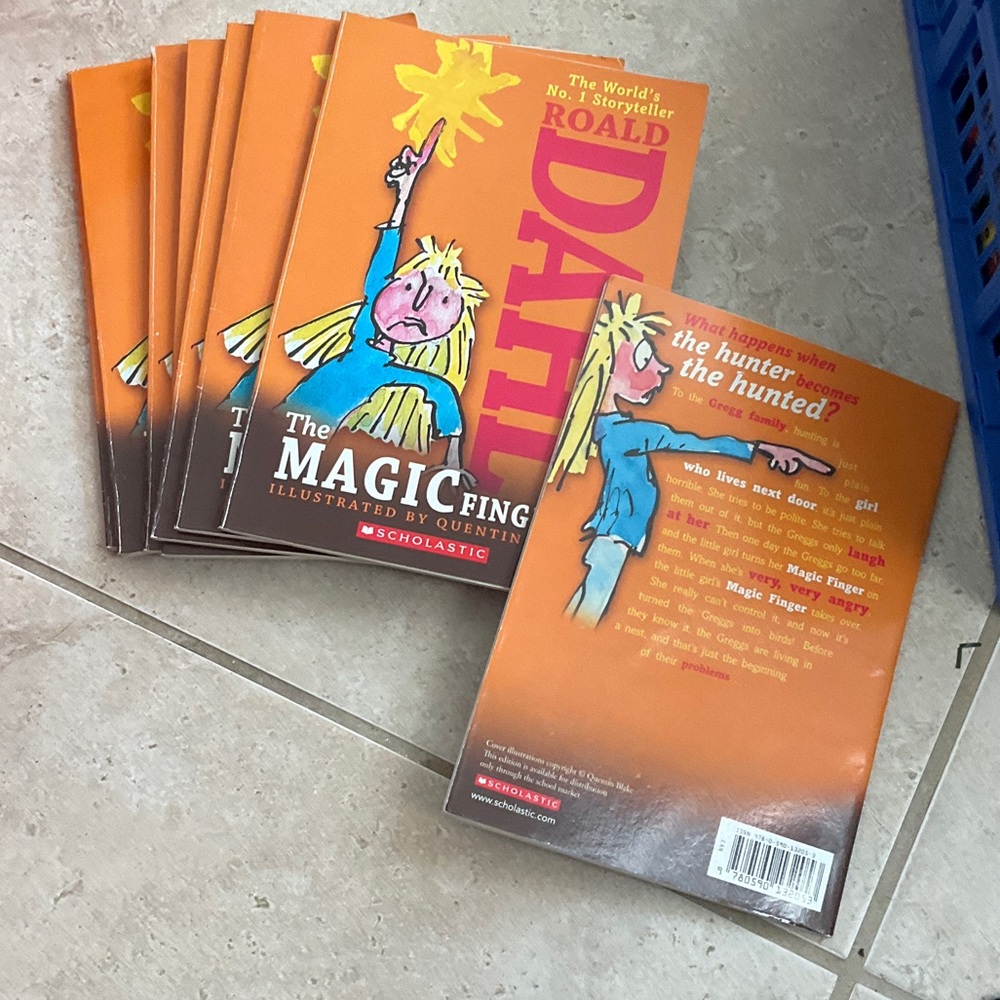 Scholastic Roald Dahl's The Magic Finger Book Set - 8 copies for classroom